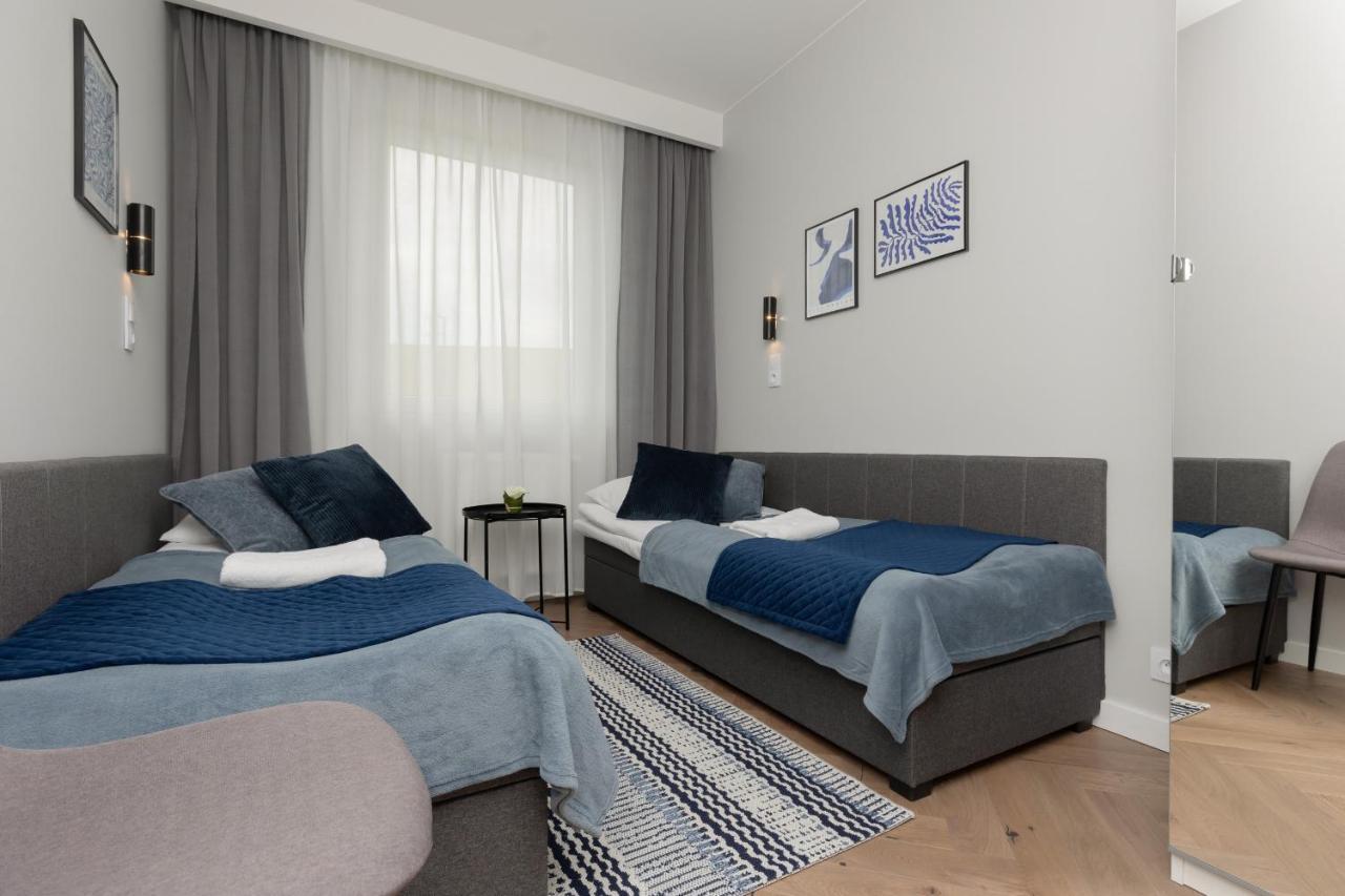 Stunning Family Apartment Ursynow With Parking & Balcony By Noclegi Renters วอร์ซอ ภายนอก รูปภาพ