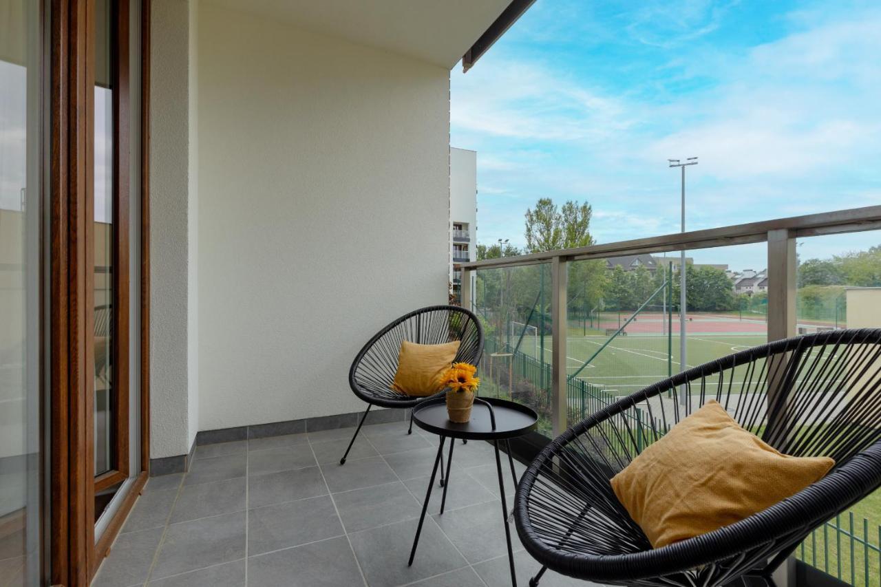 Stunning Family Apartment Ursynow With Parking & Balcony By Noclegi Renters วอร์ซอ ภายนอก รูปภาพ